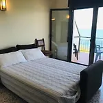 Apartment Blue Bay