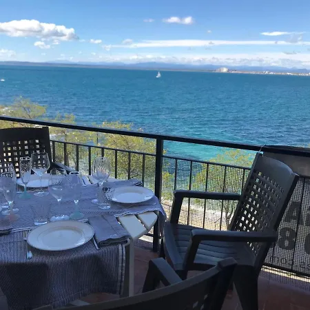 Blue Bay Apartment