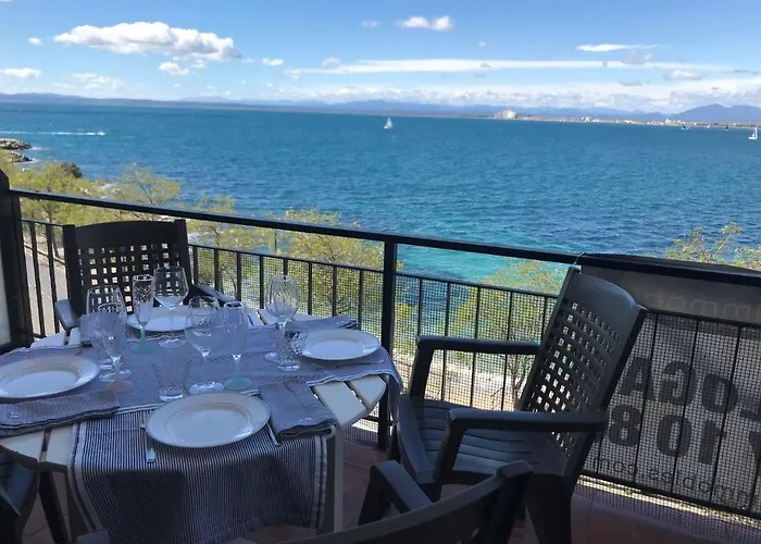 Blue Bay Апартаменты